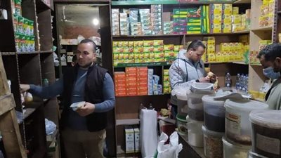 تحرير 254 مخالفة وإعدام 1159 كجم مواد غذائية خلال حملات رقابية بالمنيا