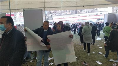 بدء فرز الأصوات فى انتخابات الزمالك وسليمان يغادر.. ومرتضى منصور يتحدث عبر «الميكرفون»