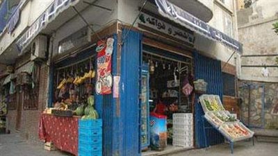 غلق 3 محلات عصير لمخالفة الإجراءات الاحترازية بالمنيا