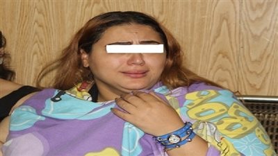 عاملة فى مصنع ملابس تتورط فى «مصيبة» بسبب سجين على ذمة قضية بالقليوبية