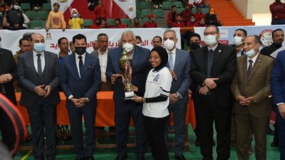 وزير الشباب ومحافظ الوادي الجديد يشهدان ختام مهرجان ألعاب جامعات الجنوب