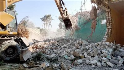 إزالة 35 حالة تعدٍ بالبناء فى المنيا