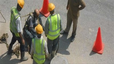 انتشال جُثة عامل لقى مصرعه أثناء حفر بيارة صرف صحي بالصف 