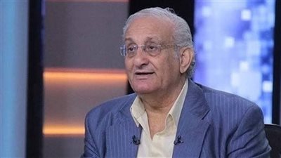 نجوم على فراش المرض|أحمد حلاوة حالته «صعبة».. وليلى طاهر تجري عملية جراحية