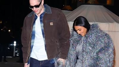 بصورة مثيرة.. كاني ويست يطلب العودة لكيم كارديشيان 