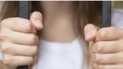 ضبط سيدة تحمل جنسية دولة عربية لترويعها المواطنين بالفيوم