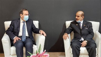 بالصور.. مباحثات وزير البترول مع مسئولين عالميين بمؤتمر إيجبس 