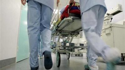 إصابة أسرة بالتسمم إثر وجبة فسيخ فاسدة في نبروه