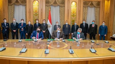 توقيع اتفاقية لتأسيس شركة لتصنيع مكونات مجموعات تحويل السيارات للعمل بالغاز الطبيعى 