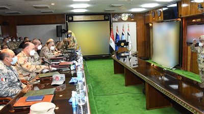 وزير الدفاع يشهد تنفيذ مشروع مراكز القيادة الإستراتيجى التعبوى المشترك ( سيناء - 6 )| صور
