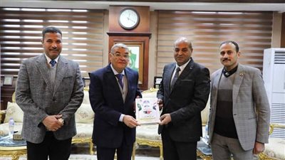 محافظ المنيا يعتمد نتيجة امتحانات الفصل الدراسي الأول للشهادة الإعدادية 2022