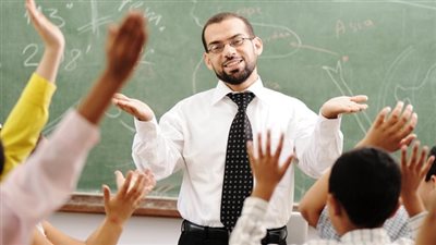 خبر سار بشأن تعيينات الـ30 ألف معلم 