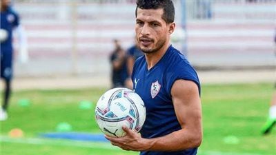 تحرير مخالفة مرور لطارق حامد بسبب «الفاميه»