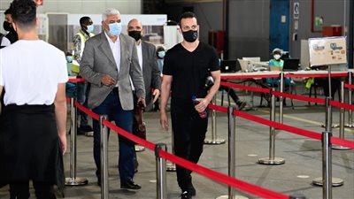 كواليس مران الزمالك في أنجولا تحت قيادة كارتيرون بحضور السفير 