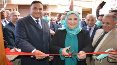 مختار ووزيرة التضامن الإجتماعى يفتتحان مستشفى الهلال الأحمر