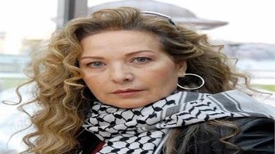 صورة لـ«رغدة» تثير الشكوك حول اعتزالها الفن وارتداء الحجاب