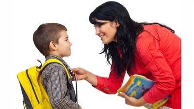 كيف تتعامل الأم مع طفلها العنيف في المدرسة؟ 