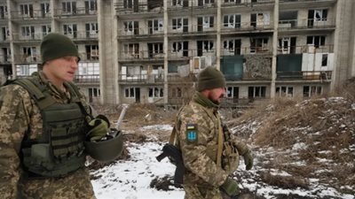 الأزمة الأوكرانية.. أول دولة عربية تؤيد قرار بوتين وتعترف بلوجانسك ودونيتسك