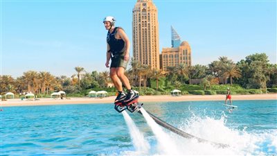 شركة «Hydro Water Sports» دبي تطلق الهوية الجديدة لعلامتها التجارية 