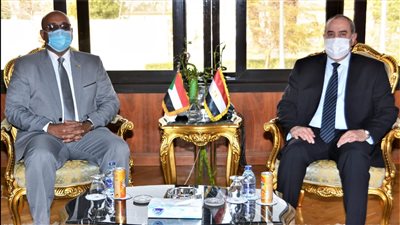 وزير الطيران يلتقى وزير النقل السودانى