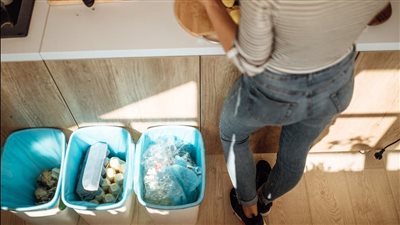 امرأة تواجه انتقادات على مواقع التواصل الاجتماعي بسبب طعام غير صحي!