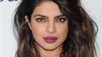 قصف جبهة من بريانكا شوبرا ضد إعلامية أخطأت في اسمها!