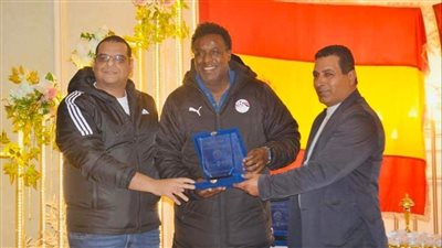  اكاديمية DS الإسبانية تكرم عبد الستار صبري.. بالتعاون مع نجم ريال مدريد