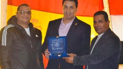 بعد تكريمه.. «مدكور» يشيد بتجربة «DS» الإسبانية بمصر