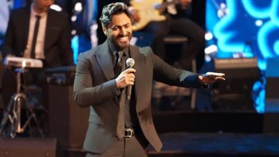 النجم المصري تامر حسنى يختم احتفالات العيد الوطني للكويت بحضور الالآف