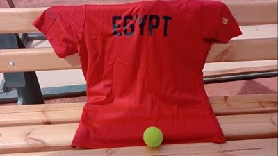 اتحاد التنس يكشف عن قميص منتخب مصر في لقاء قبرص
