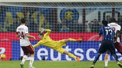 انتر ميلان ينتزع صدارة الكالتشيو من روما