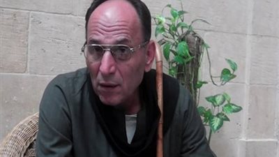 نيابة عابدين تحقق مع محمد الدبش لانتحاله صفة 