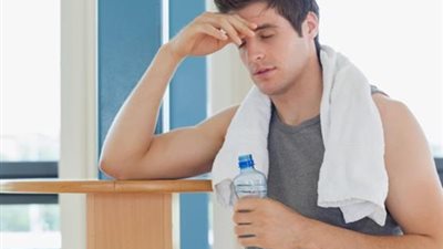 النوم الكافي والمياه للتغلب على إرهاق ما بعد التمارين