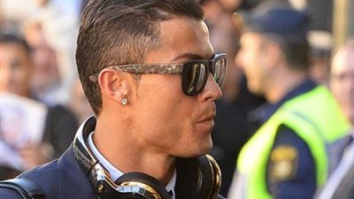 رونالدو يلمح إلي رحيله عن الريال