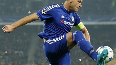 تيري يدين لاعبي تشيلسي .. ويبرئ مورينيو