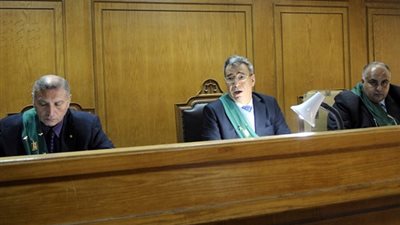 بدء محاكمة المتهمين فى قضية رشوة موانئ بورسعيد