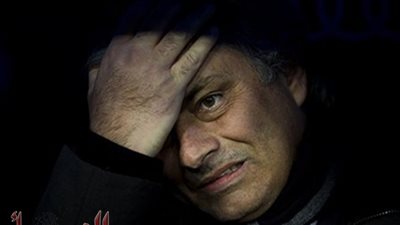 مورينيو يفقد سحره.. ومستقبله مع تشيلسي يدخل في نفق مظلم