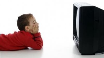 استشاري المخ والأعصاب التلفزيون يزيد من عنف الأطفال ويقلل مهاراتهم