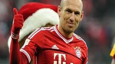 مانشستر يونايتد يجهز عرضا ماليا للتعاقد مع الجناح الهولندي الطائر