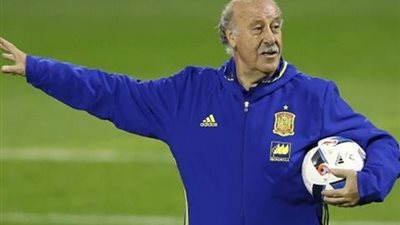 ديل بوسكي: تغيير مقر يورو 2016 سيكون لصالح الإرهاب