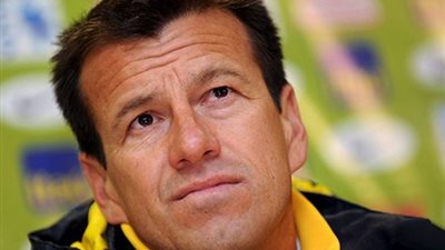 دونجا والفيس يطالبان الجماهير بمساندة البرازيل