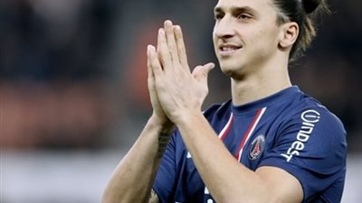 إبراهيموفيتش يؤكد تعاطفه مع ضحايا هجمات باريس