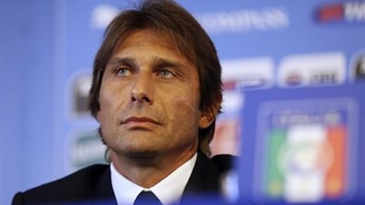 كونتي غاضب بسبب توقف المباريات الدولية لأربعة أشهر