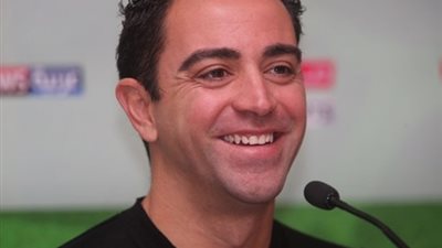 تشافي: برشلونة قادر على تكرار الثلاثية هذا الموسم