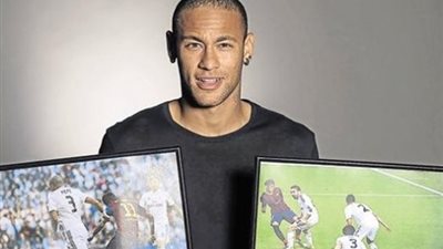 #كلاسيكو_النبأ .. صورة .. نيمار يتفاخر بهدفيه في شباك ريال مدريد