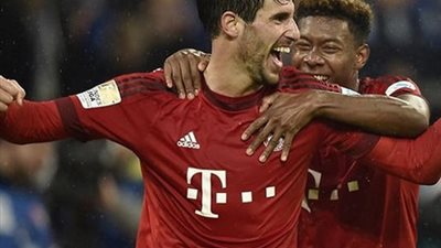 خافي مارتينيز سجل أول هدف له منذ أكثر من عامين