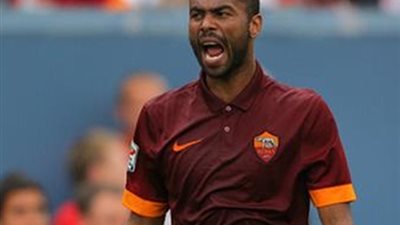 أشلى كول بديل لوك شو فى مانشستر يونايتد