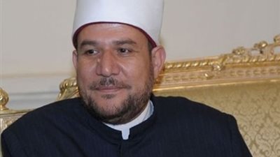 الأوقاف تقرر إحالة الشيخ أيمن الحسيني إلى النيابة الإدارية