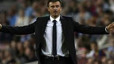 انريكي يعلن رغبة برشلونة بالفوز بثلاث بطولات قادمة