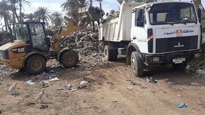 رفع كميات ضخمة من القمامة وإزالة إشغالات في حملات مكبرة بمراكز الفيوم